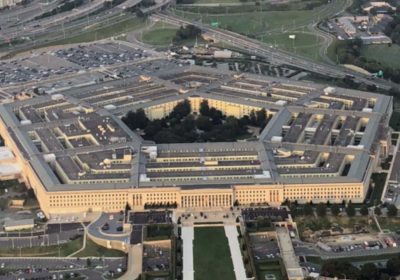 Ultimatum del Pentagono ad Anthropic: vogliamo il controllo totale sull'AI, avete pochi giorni