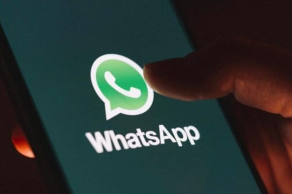 WhatsApp colma una sua lacuna: stanno per arrivare i messaggi programmati
