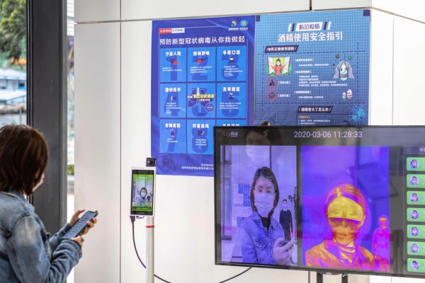 L’intelligenza artificiale rischia di falsare i sondaggi online – Notizie