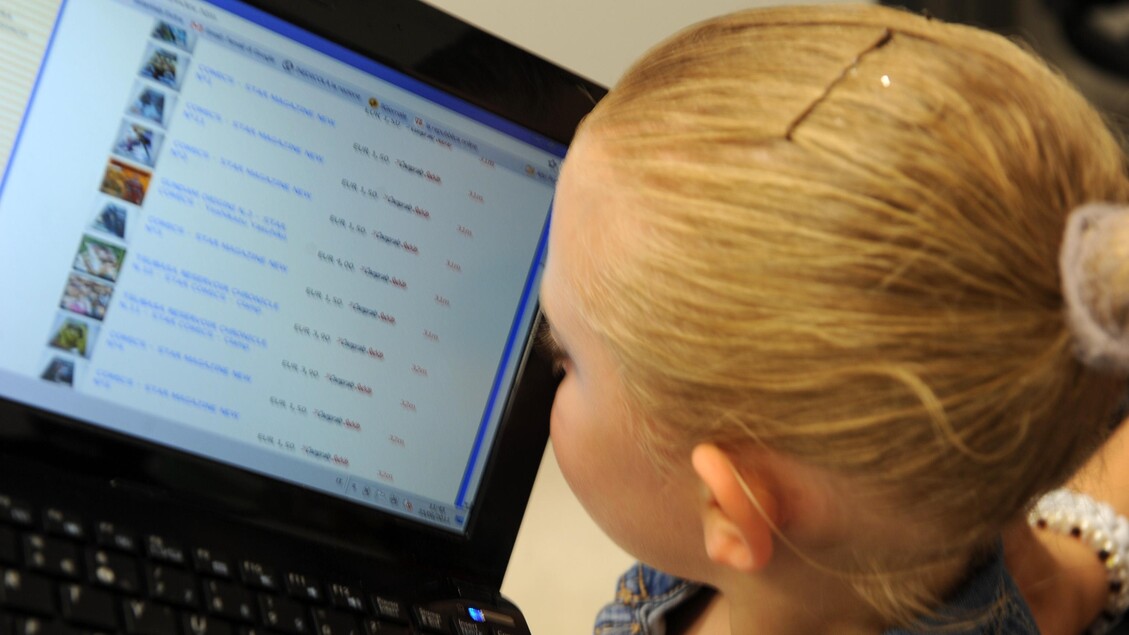 Times, ‘in Gb stop ai social per under 16 forse già quest’anno’ – Web & Social