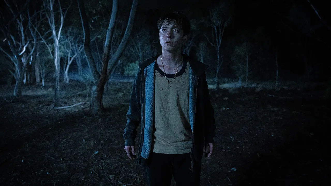 Leviticus è un horror teen queer definito un incrocio tra Heated Rivalry e It Follows e speriamo di vederlo presto in Italia