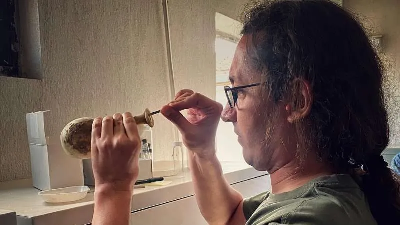 Anche gli antichi romani usavano il trapianto fecale, nell’ampolla feci e olio di timo (e la ricetta è di Galeno)