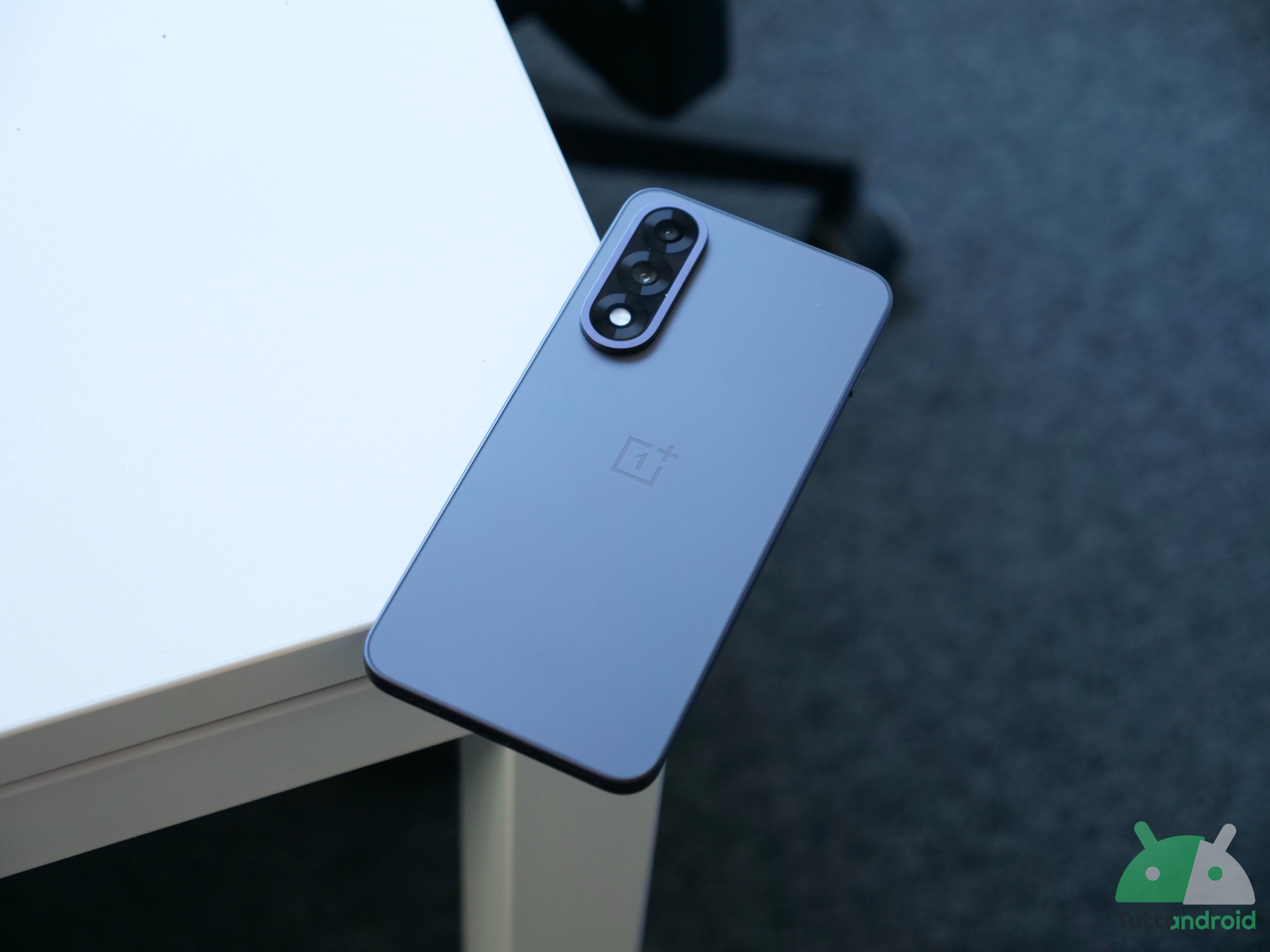 OnePlus Nord 5 in super offerta a 250€