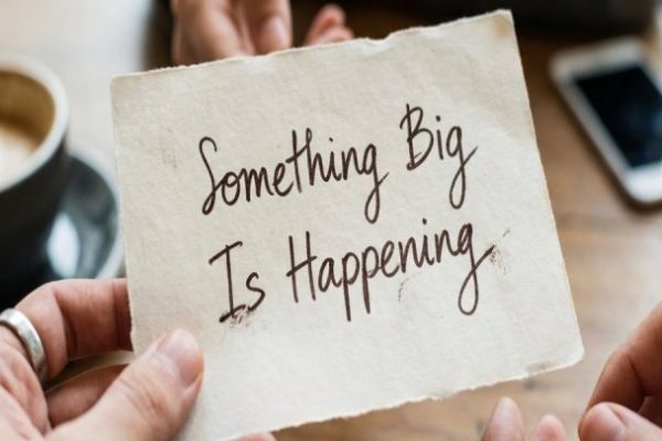 "Something Big Is Happening" — Davvero?