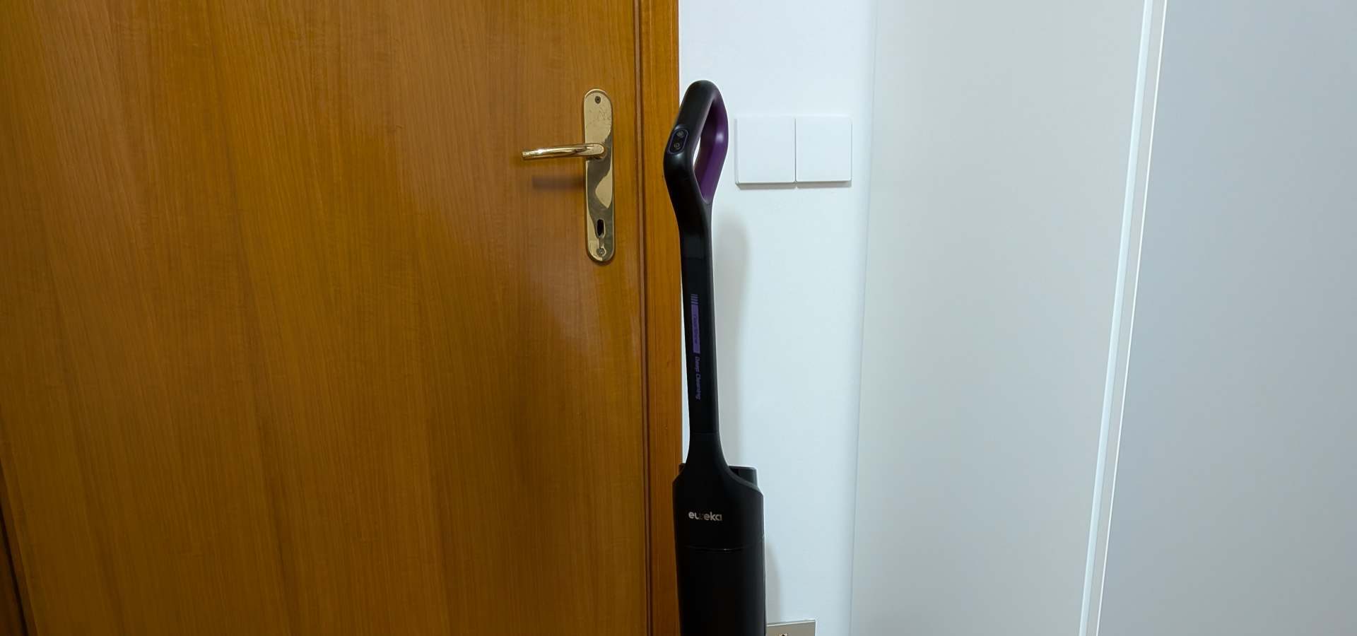 Recensione Eureka FloorShine 460: potenza e risparmio