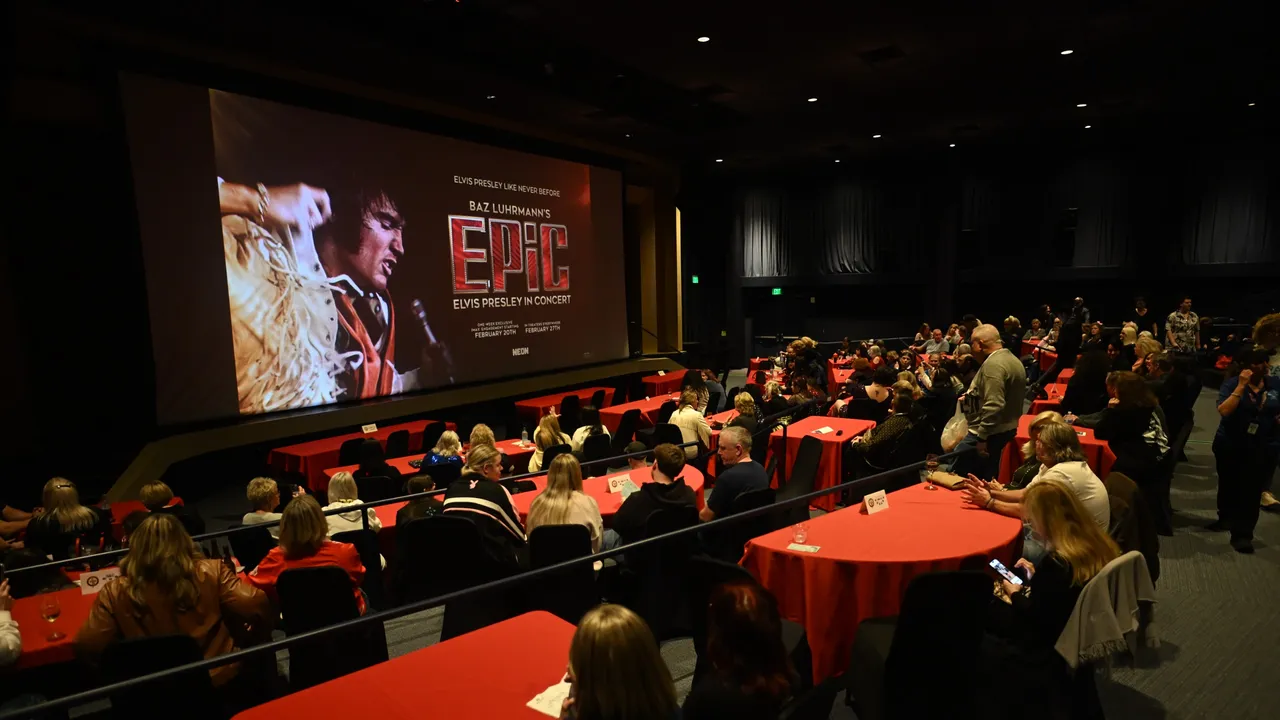 Venite a farvi un giro a casa di Elvis Presley? Siamo stati a Graceland per l’anteprima di EPiC