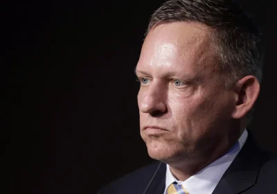 Peter Thiel, l’Anticristo e Palantir, cosa è successo dietro le porte chiuse di Palazzo Orsini-Taverna