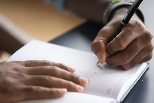 I mancini saranno anche pochi, ma sono più competitivi dei destrorsi (ed è il motivo per cui sono riusciti a resistere fino ad oggi)