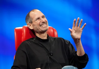 Apple, 50 anni raccontati attraverso 50 momenti chiave