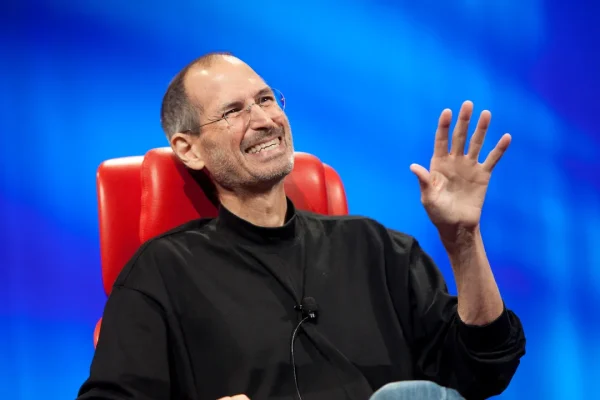 Apple, 50 anni raccontati attraverso 50 momenti chiave