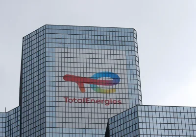 TotalEnergies accetta 1 miliardo di dollari da Trump per chiudere i cantieri di due parchi eolici offshore