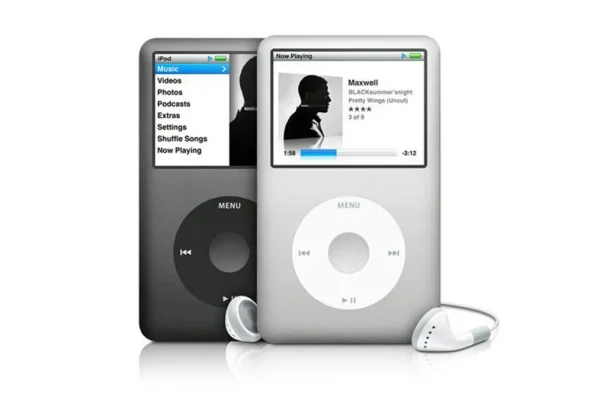 Gen Z riscopre gli iPod e ripudia lo streaming: volano le vendite di Classic e Nano su eBay