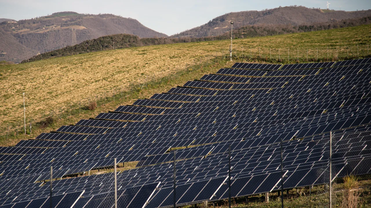 Come si ricicla un pannello solare e quanto è grande il mercato italiano dell’usato?