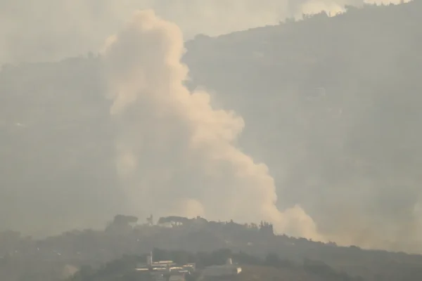 Israele ha usato armi al fosforo bianco in zone residenziali del Libano, dice Human rights watch