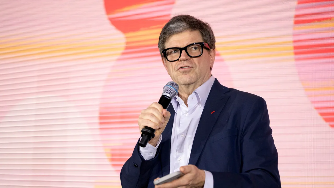 Yann LeCun, ecco come vuole portare l’AI oltre gli Llm con la sua nuova startup (che ha già raccolto un miliardo)