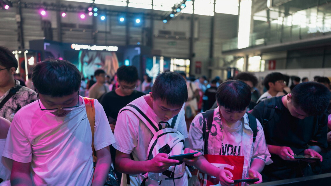 L’Indonesia come l’Australia, vieta i social agli under 16 – Web & Social