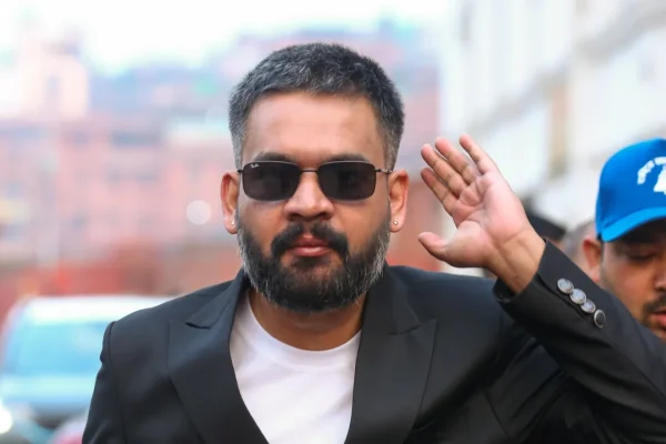 Elezioni in Nepal, vi presentiamo quel rapper amato dalla Gen Z e che potrebbe davvero diventare primo ministro