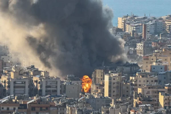 Perché l’Iran ha attaccato i Paesi del Golfo, dopo l’offensiva di Stati Uniti e Israele