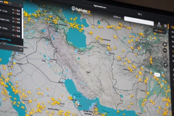 Quanto è affidabile Flightradar24, il sismografo digitale dei cieli del mondo che usiamo anche per monitorare crisi e guerre