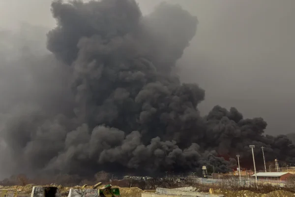 Cosa sono le piogge acide che hanno fatto scattare l’allarme a Teheran, come si formano e perché sono pericolose