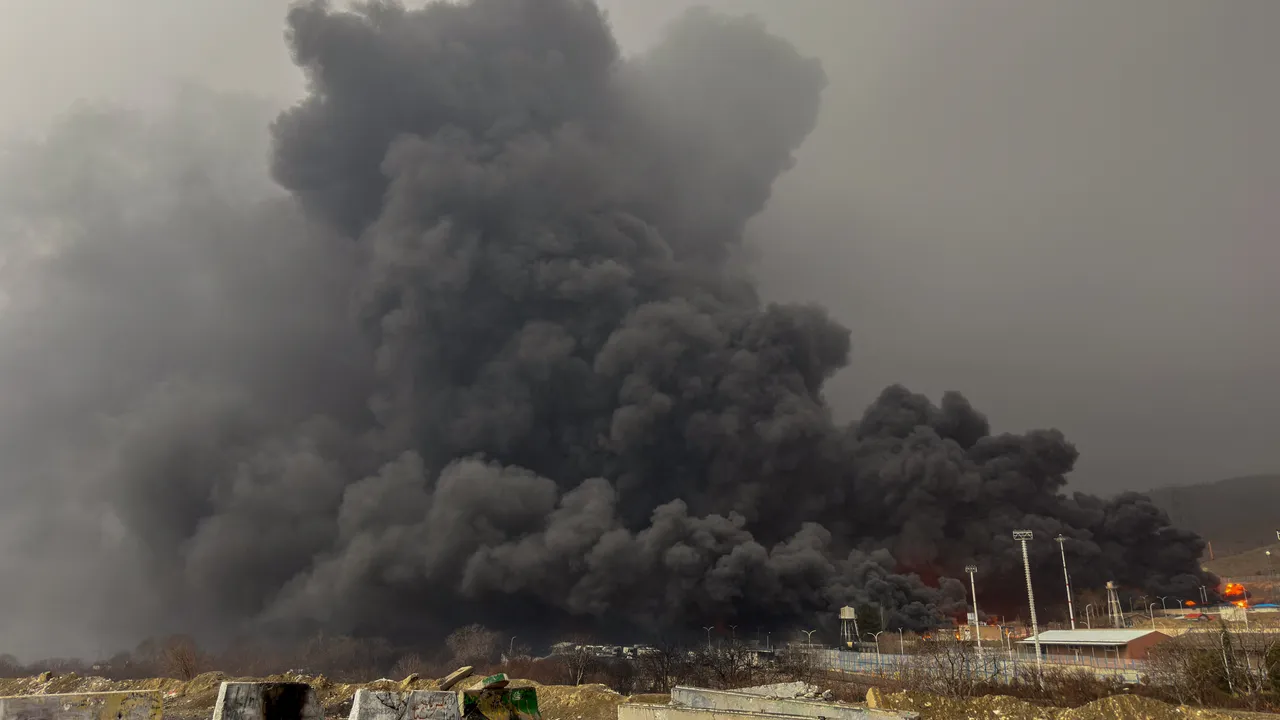 Cosa sono le piogge acide che hanno fatto scattare l’allarme a Teheran, come si formano e perché sono pericolose