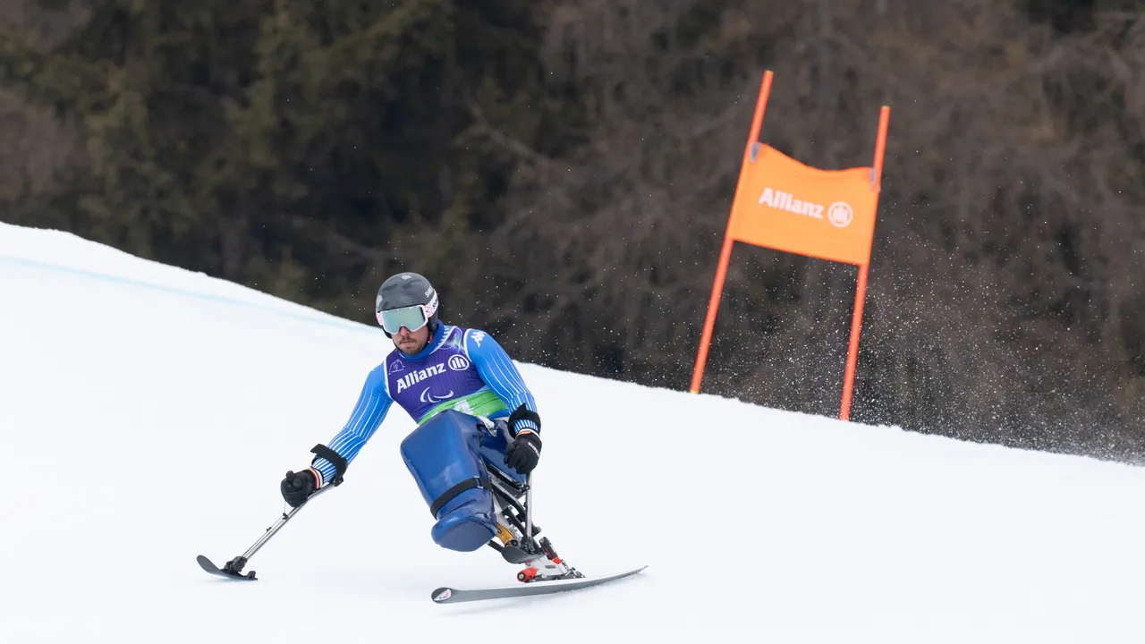 Paralimpiadi Milano Cortina 2026, come il monosci trasforma la tecnologia e il coraggio in velocità