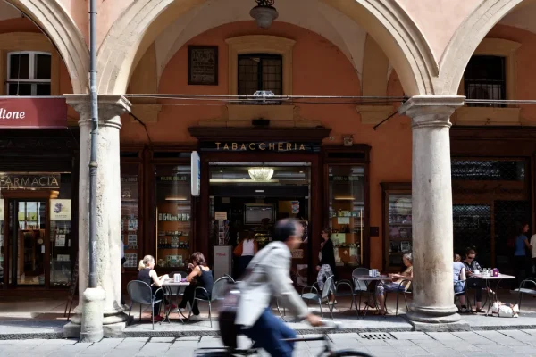 Tecnòpolis, il festival bolognese con meno intelligenza artificiale e più voglia di futuro