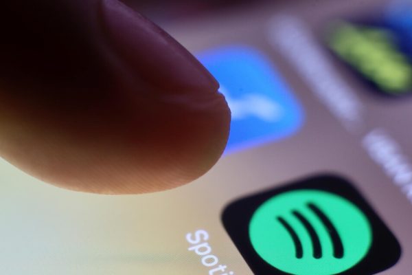 Nel 2025 Spotify ha pagato 11 miliardi di dollari all’industria discografica – Software e App