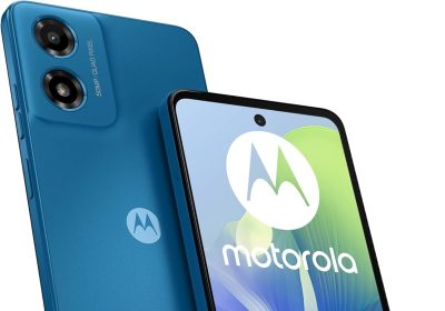 Moto G04s (4/128GB, 6.56″ HD+ 90Hz Display, 50MP Photographic Compartment, 5000mAh Battery, 15W Wireless Charging, IP52, Android 14, Charger and Cover Included), Satin Blue