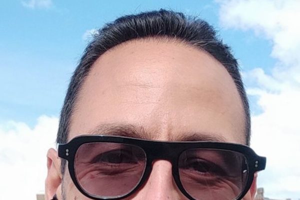 Morto a 50 anni Luca Conti, tra i primi blogger italiani e pioniere del web – Notizie