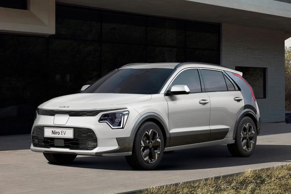 Addio alla Kia Niro EV, il crossover sarà commercializzato solo in versione ibrida con motore 1.6 benzina