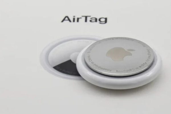Apple AirTag in offerta a 27,49€: seconda generazione ancora più precisa e con audio più potente