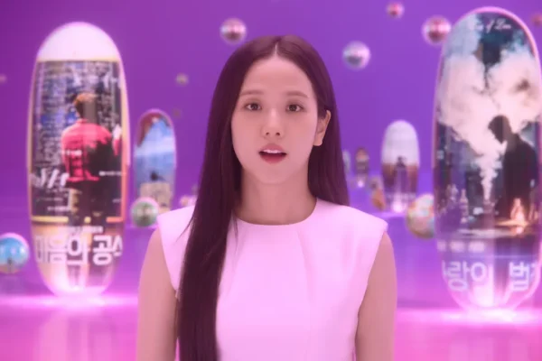 Boyfriend on Demand, la serie Netflix con Jisoo delle Blackpink esplora pro e contro delle relazioni con fidanzati virtuali