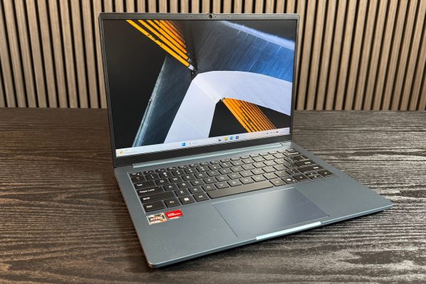 CHUWI CoreBook Air alla prova: design premium, buona autonomia e qualche compromesso
