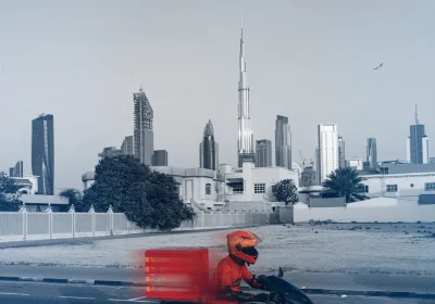 I rider del Golfo non si fermano nemmeno sotto i missili dell’Iran