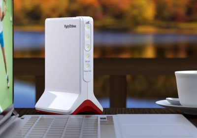 FRITZ! presenta al Mobile World Congress 2026 le novità per la fibra fino a 10 Gbps e per il Wi-Fi 7