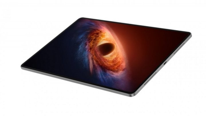 HONOR MagicPad4 debutta in Italia: specifiche tecniche e prezzi del nuovo tablet ultra-sottile