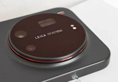 Xiaomi 17 Ultra, sensore da 1 pollice e zoom meccanico, ma il vero rivale è in casa