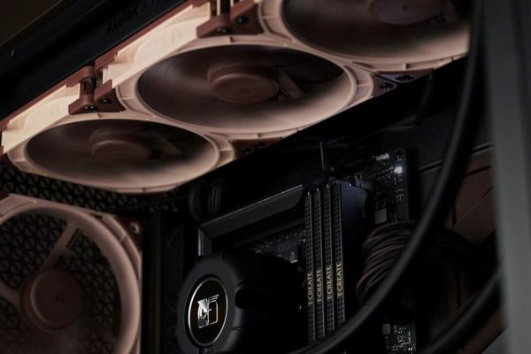 Il primo dissipatore a liquido di Noctua è completo, arriverà entro tre mesi