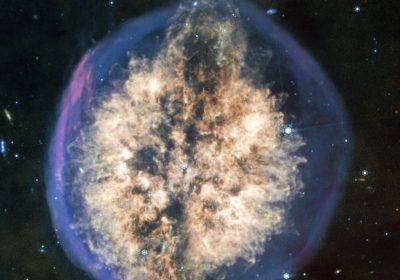 La particolare nebulosa Cranio è una delle ultime immagini rilasciate dal telescopio spaziale James Webb