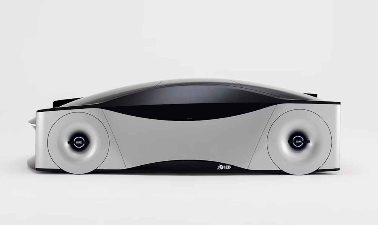 Niente volante, niente schermi: così IED e Tesla ripensano l'auto del futuro