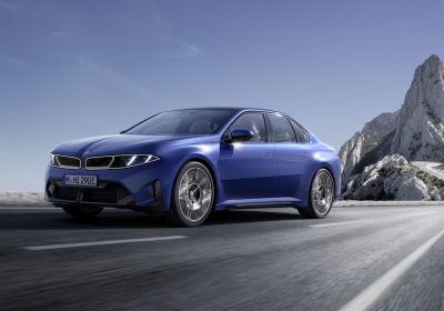 Nuova BMW i3: la Serie 3 elettrica debutta con 469 CV e 900 km di autonomia