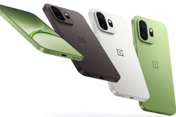 OnePlus 15T è ufficiale: un top di gamma compatto con batteria da 7.500 mAh
