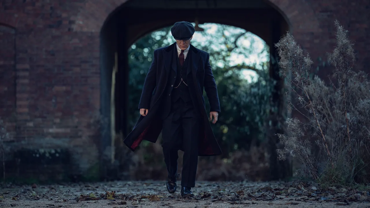 The Immortal Man riporta in vita la saga di Peaky Blinders, ma ha davvero senso tornare a quel “cupo e gelido inverno”?