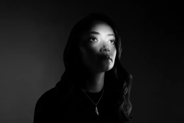 Plestia Alaqad, perché da Gaza all’Iran spegnere internet significa spegnere la verità