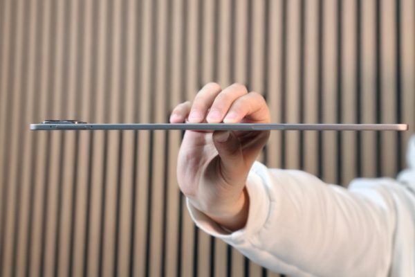 Recensione HONOR MagicPad 4: il tablet più sottile al mondo sfida i PC con tastiera, pencil e Snapdragon 8 Gen 5