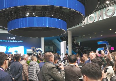 Robot Phone e batteria da record: al MWC 2026 Furcas racconta una Honor che non ha paura di osare