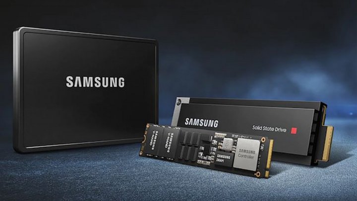 Samsung si prepara a raddoppiare i prezzi delle memorie NAND: la crisi continua