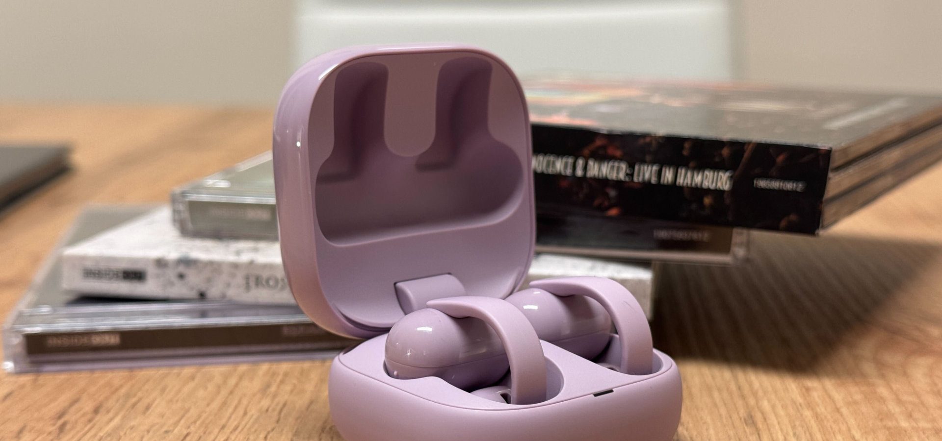 Sony LinkBuds Clip sono le cuffie in ear che non fanno scomparire l'ambiente