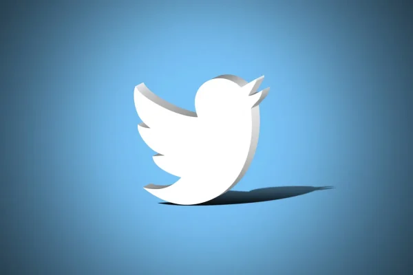 Twitter nasceva 20 anni fa: ascesa e declino della piattaforma che ha cambiato internet